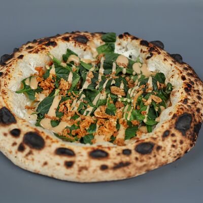 Имбирный цыпленок, свежий шпинат в Napoli Italian bistro по цене 650 ₽