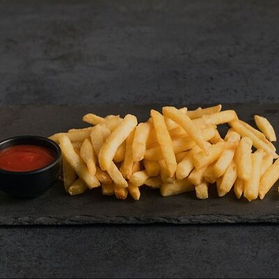 Картошка фри в Призма по цене 215 ₽