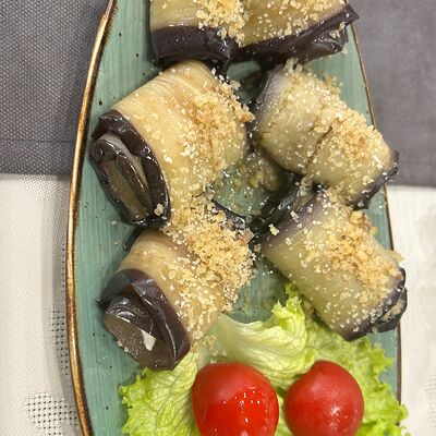 Рулетики из баклажанов со сливочным сыром в Мангал House по цене 600 ₽