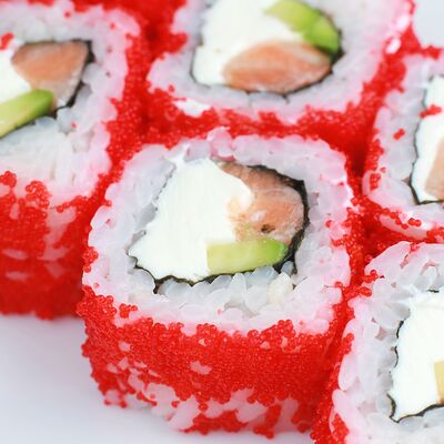 Ролл Филадельфия микс в IONOTO по цене 560 ₽