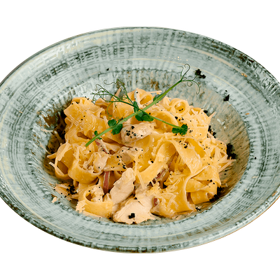 Паста с курицей и грибами 260 гр в Гурман по цене 380 ₽