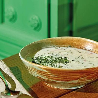 Окрошка на айране в Баклажан в ТЦ 