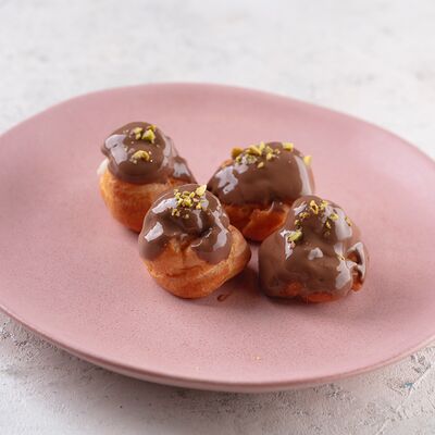 Профитроли в ODA по цене 555 ₽