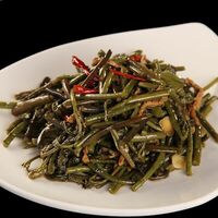 1014. Салат из папоротника в Минутка