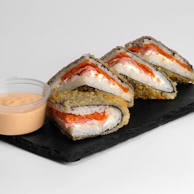 Сэндвич с пепперони и беконом в Филка роллы по цене 408 ₽