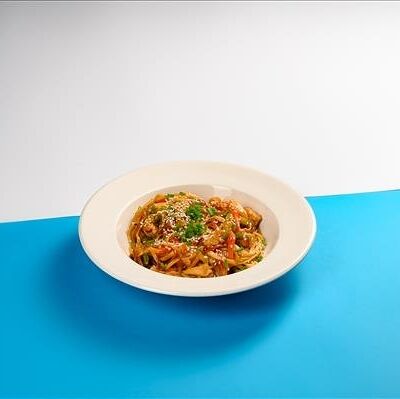 Вок с курицей в Smoky Rabbits Chillout Bar по цене 469 ₽