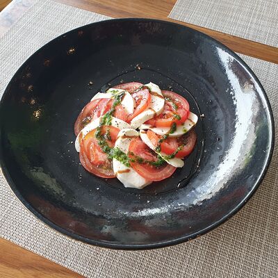 Капрезе в БамБуши по цене 380