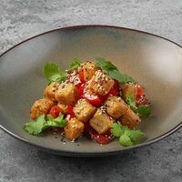 Салат из баклажанов по-тайски в Раковарня на Пятницкой