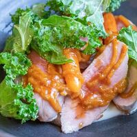 Утиное филе с кремом из сельдерея, молодой морковью и соусом хойсин в Gino Cafe