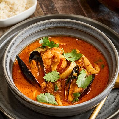 Том Ям на кокосовом молоке в Честертон по цене 730 ₽