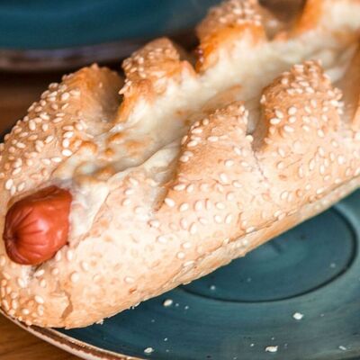 Французский хот-дог в Поль Бейкери по цене 250 ₽