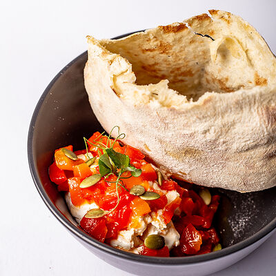 Крем фета с печеной паприкой в Трай по цене 449 ₽