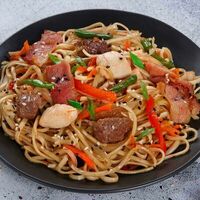 Три мяса в Суши Мастер