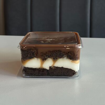 Десерт Сникерс в Saint по цене 395 ₽