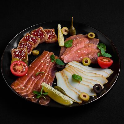 Рыбное плато в Level kitchenbar по цене 1590 ₽
