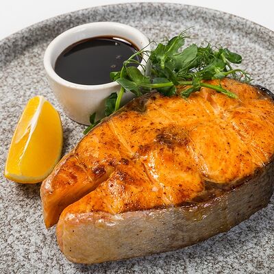 Стейк из семги в Лариса Ивановна по цене 2670 ₽