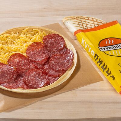 Закрытая пицца Пеперони в Шаурма Куулпицца по цене 319 ₽