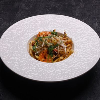 Вок с морепродуктами в Kitchen lab по цене 560 ₽