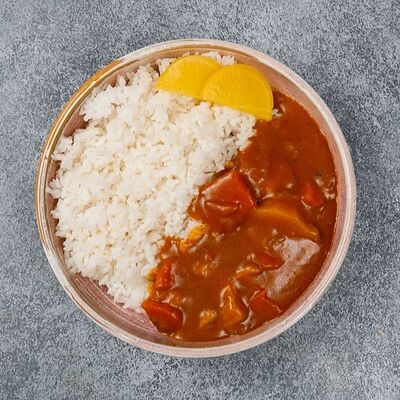 Японский карри с курицей и рисом в Japan Corner по цене 950 ₽