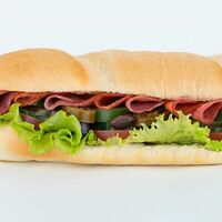 Сэндвич острый Итальянский в Subway & SUBJOY