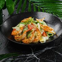 Цезарь с Креветками в Red Dragon