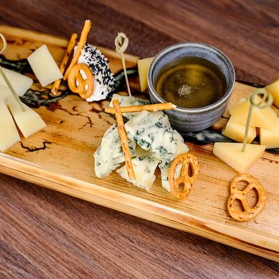 Сырная нарезка в Urban по цене 430 ₽