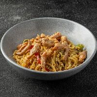 Яичная лапша со свининой в Роллофф