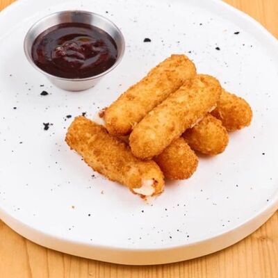 Сырные палочки в 4 сыра по цене 620 ₽