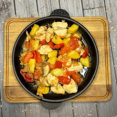 Курица по-домашнему в Старый Город по цене 488 ₽