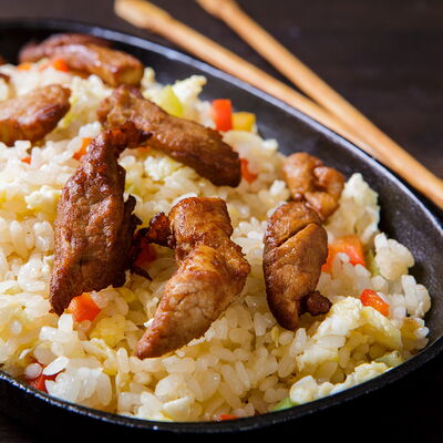 Жареный рис со свининой в Чайна Тун по цене 290