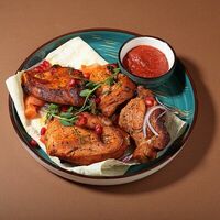 Шашлык из cвинoй лопатки (макси) в Kiss