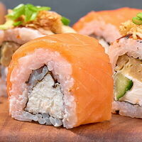 Микс Филадельфия и Конопатый в Сушкоф и пицца