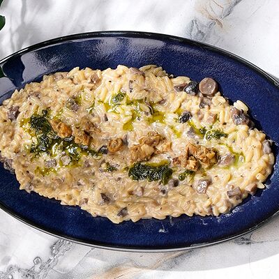 Орзо с белыми грибами и трюфелем в Мясо & Рыба по цене 890 ₽