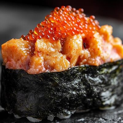 Сливочные суши с угрем в Суши мастер по цене 351 ₽