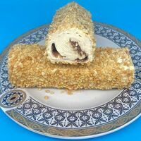 Лукум Роллы шоколад в арахисе в Bob Coffee