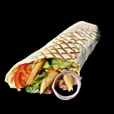 Шаурма с курицей стандарт в Гриль вагон по цене 370 ₽