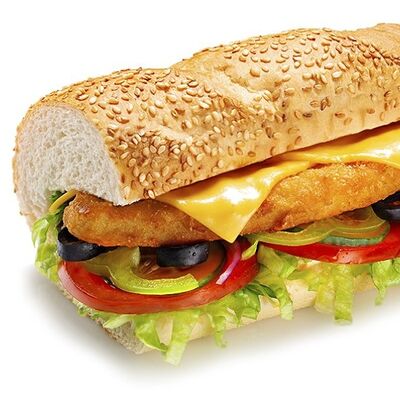 Сэндвич Мега чикен из рубленого мяса цыпленка в панировке в Subway по цене 420 ₽
