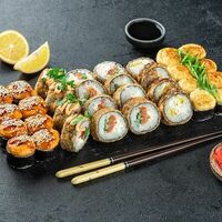 Горячий бро в SunSushi