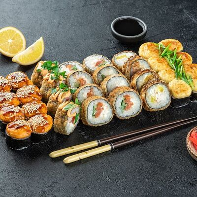 Горячий бро в SunSushi по цене 1248 ₽