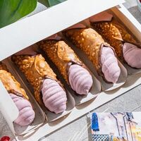 Канолли Малина в O'cannoli