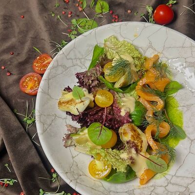 Салат с форелью и артишоками Я в Пражский по цене 990 ₽