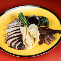 Утка по-гонконгски (половина) в Pong