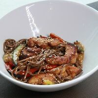 Лапша с курицей в Buffet