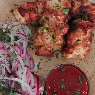 Шашлык из куриной мякоти в Smoky Dog по цене 140 ₽