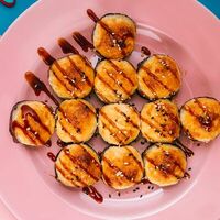 Крис Браун в Sushi Girls