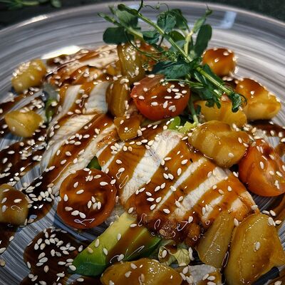 Салат с угрём в Deep Tasty по цене 709