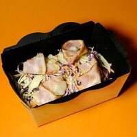 Салат Коул Слоу с беконом в Braza