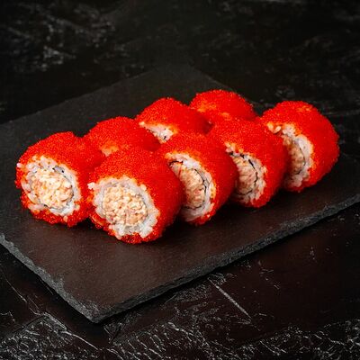 Ролл с мягким крабом в тобико в Sushi House по цене 690 ₽