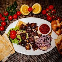 Шашлык из печени ягненка с курдюком в Шахин-Шах