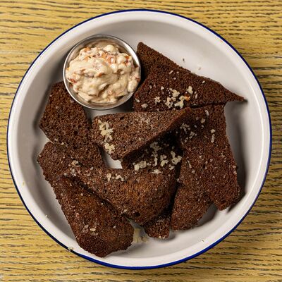 Гренки пармезанв Top Hop по цене 585 ₽